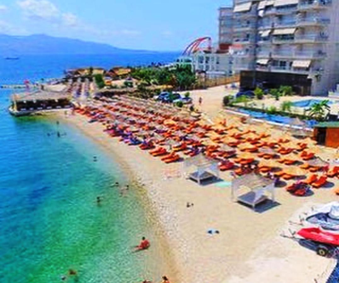 Royal King And Queen Apartment For Luxury Life Saranda Extérieur photo