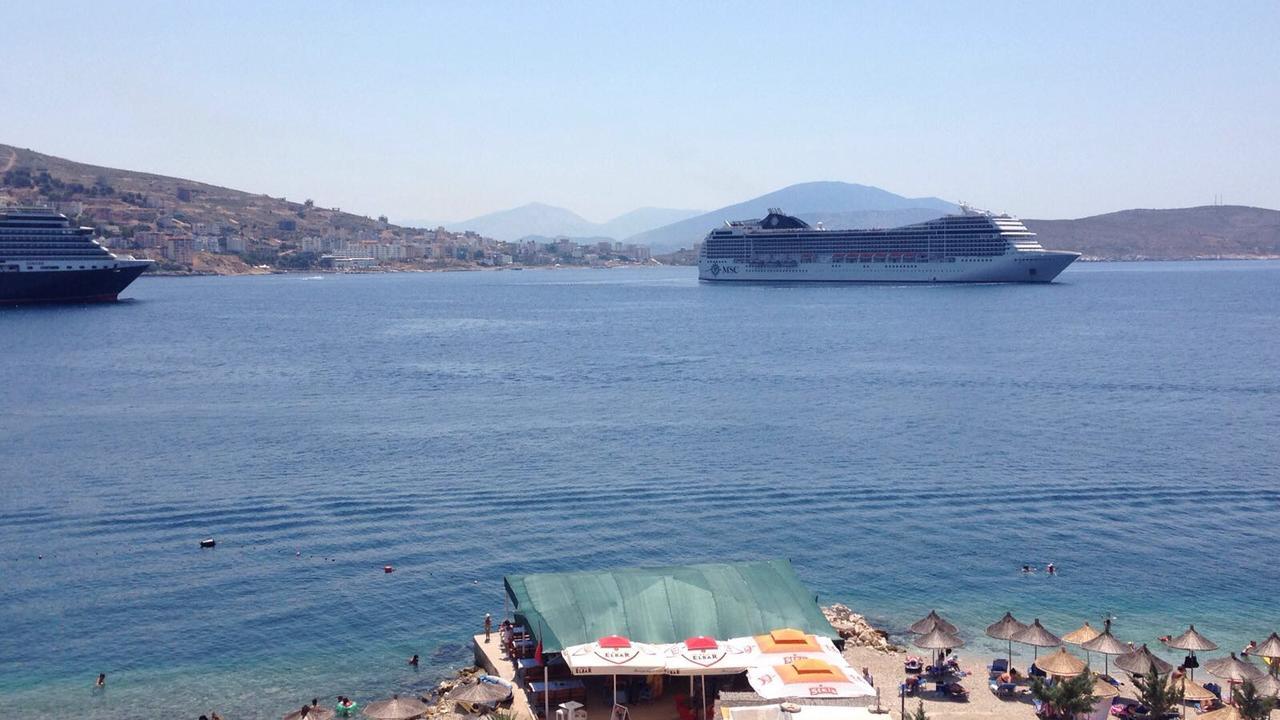 Royal King And Queen Apartment For Luxury Life Saranda Extérieur photo